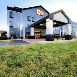 Best Western Plus Kansas City Airport-KCI East - Exterior