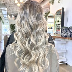 Form Blow Dry Bar - Curls on long hair Fort Lauderdale blow dry bar