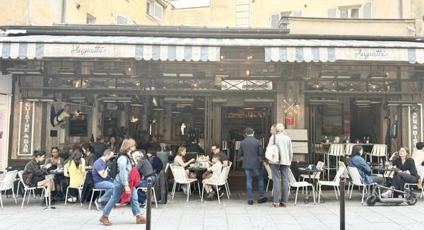 Huguette, Bistro de la mer by null