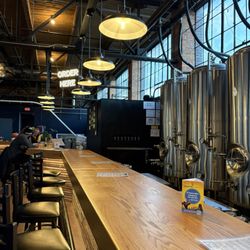 Six Spoke Brewing - From bar