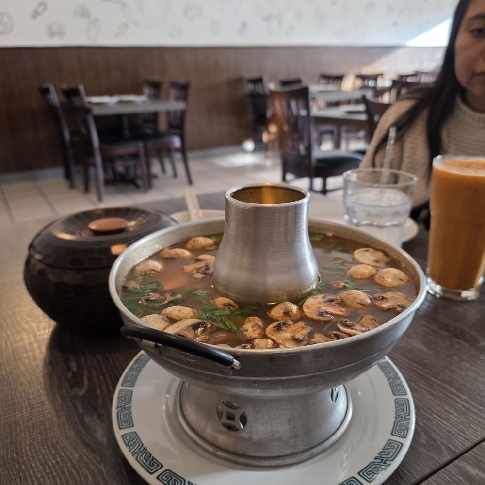 Cholada Thai Cuisine Long Beach - Tom yum - Thai Near Me - Long Beach, California Cholada Thai Cuisine Long Beach - Tom yum - Thai Near Me - Long Beach, California