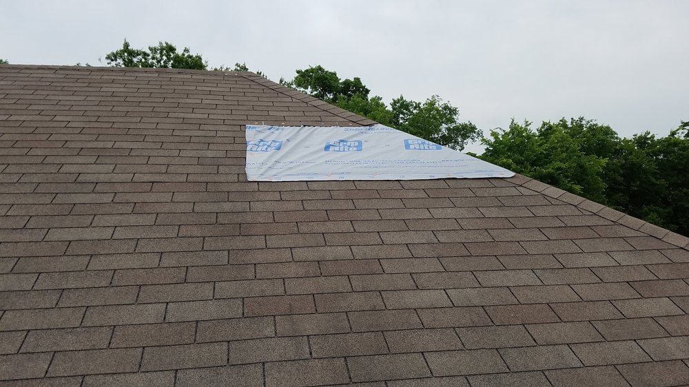 Slide of Hill Country Roof Royale