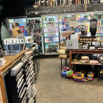 Bert's Market - Grocery Near Me - Folly Beach, South Carolina