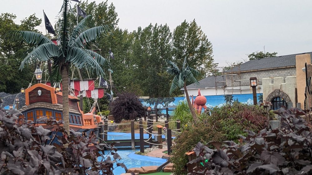 Skull Island Adventure Golf Logo