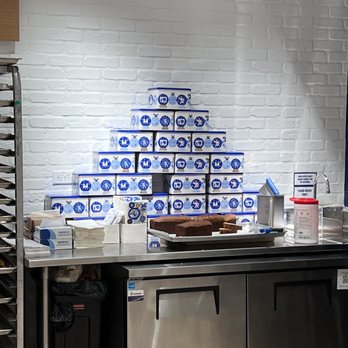 Levain Bakery - Back Bay, Boston - Bakeries Near Me - Boston, Massachusetts