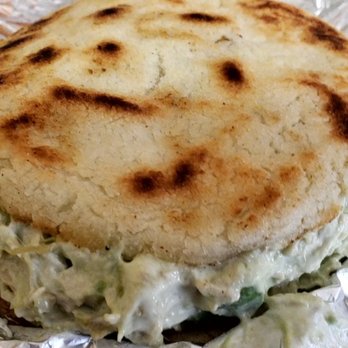 Patacon Pisao - Arepa Reina - Venezuelan Near Me - Elmhurst, New York Patacon Pisao - Arepa Reina - Venezuelan Near Me - Elmhurst, New York