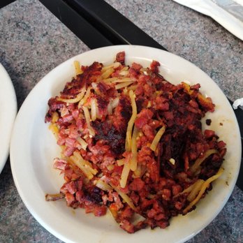 Elm Centre Cafe - Churrizo hash - Diners Near Me - Southbridge, Massachusetts Elm Centre Cafe - Churrizo hash - Diners Near Me - Southbridge, Massachusetts