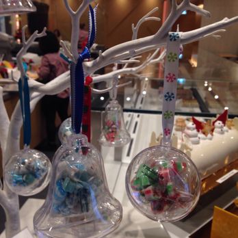 La Rocca Creative Kitchen - Too cute candy ornaments - Desserts Near Me - Richmond Hill, Ontario La Rocca Creative Kitchen - Too cute candy ornaments - Desserts Near Me - Richmond Hill, Ontario