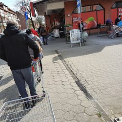 PENNY - Heute mit anstehen...