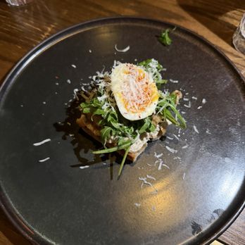 Swift & Sons Steakhouse - Mushroom tartine - American Near Me - Chicago, Illinois