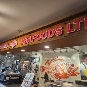 Longliner Seafoods - Fish stand - Seafood Markets Near Me - Vancouver, British Columbia