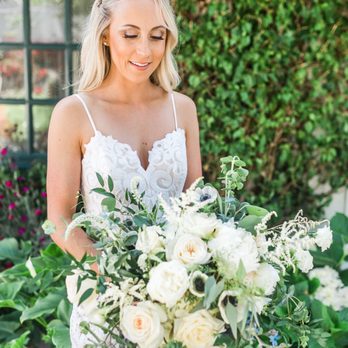 Fleurish - bride's bouquet - Florists Near Me