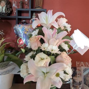 Mt. Vernon Florist - The bouquet I got. - Florists Near Me - Bakersfield, California Mt. Vernon Florist - The bouquet I got. - Florists Near Me - Bakersfield, California