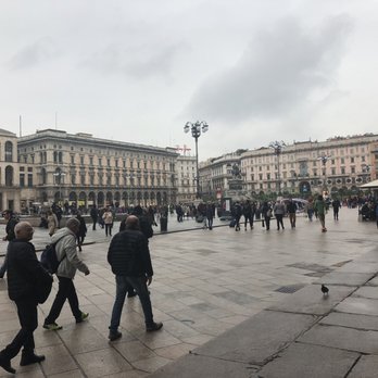 Piazza del Duomo - Public Plazas Near Me - Milan, Michigan
