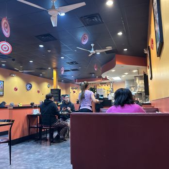 Las Fridas Mexican Kitchen-Doylestown - Big open dining room - New Mexican Cuisine Near Me - Doylestown, Pennsylvania