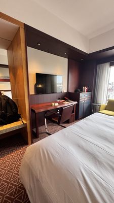 Grand Hyatt Fukuoka by null