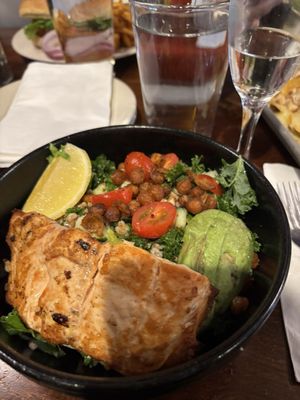 Cambridge Common Restaurant by null