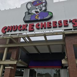 Chuck E. Cheese