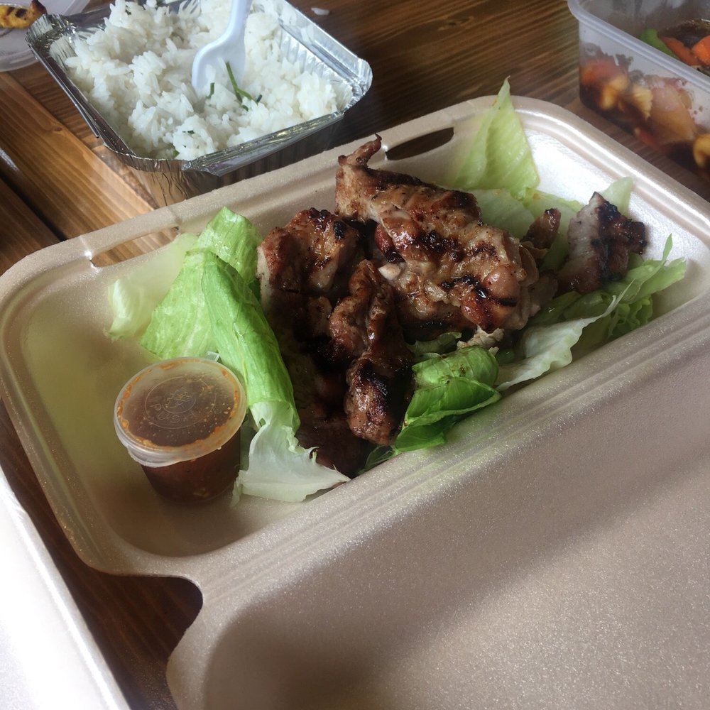 Soi 9 - The pork special with a thimble of crying tiger sauce - Street Vendors Near Me - Newry, NYM