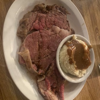Fredrick Inn Steak House - Prime Rib of Beef- ONLY AVAILABLE FRI AND SAT NIGHTS - Steakhouses Near Me - St Joseph, Missouri