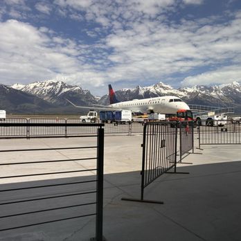 Jackson Hole Airport - JAC - Airports Near Me - Jackson, Wyoming