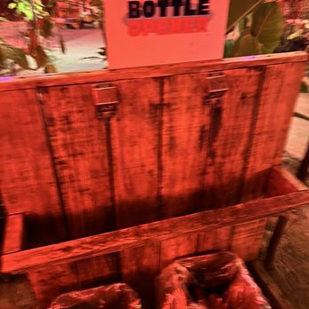 Flotsam and Jetsam Hostel - Hostels Near Me - San Juan, LUN Flotsam and Jetsam Hostel - Hostels Near Me - San Juan, LUN