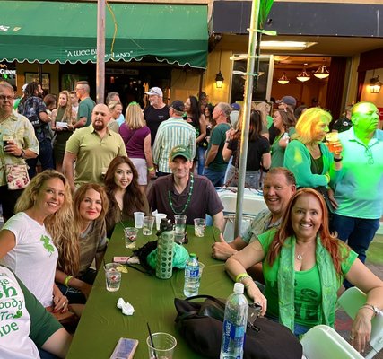 Seamus McCaffrey's Irish Pub by null