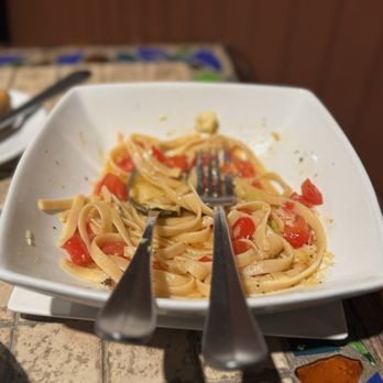 Indigo Moon - Fettuccine was a lot, but delicious - New American Near Me - Cambria, California Indigo Moon - Fettuccine was a lot, but delicious - New American Near Me - Cambria, California