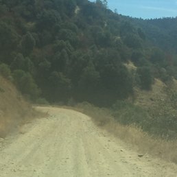 Very narrow dirt road