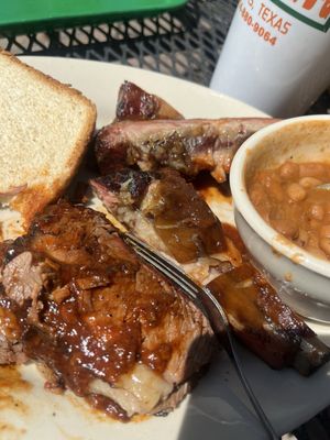 Sammy's Bar-B-Q by null