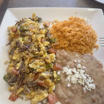 Simon's Restaurant - Machaca and eggs - Mexican Near Me - Los Angeles, California Simon's Restaurant - Machaca and eggs - Mexican Near Me - Los Angeles, California