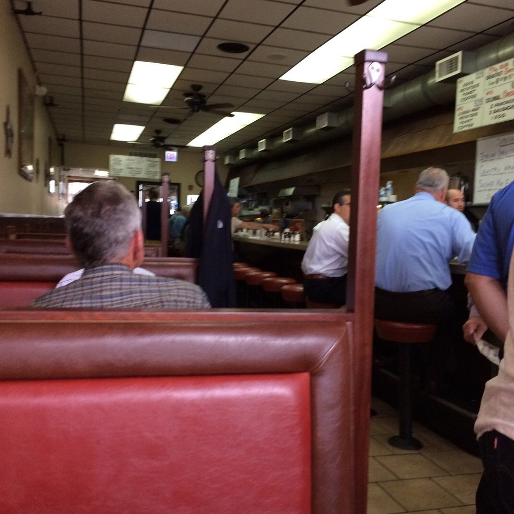 Colonial Restaurant - Diners Near Me - Fords, New Jersey Colonial Restaurant - Diners Near Me - Fords, New Jersey