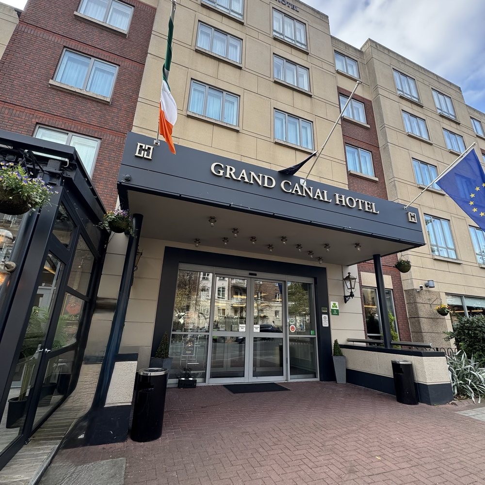 Grand Canal Hotel - Hotels Near Me - Ballsbridge, D