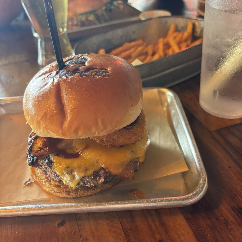 Sids Garage - Bbq burger with onion rings - Pubs Near Me - Boise, Idaho Sids Garage - Bbq burger with onion rings - Pubs Near Me - Boise, Idaho
