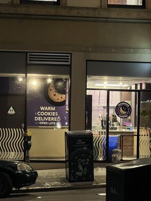 Insomnia Cookies by null