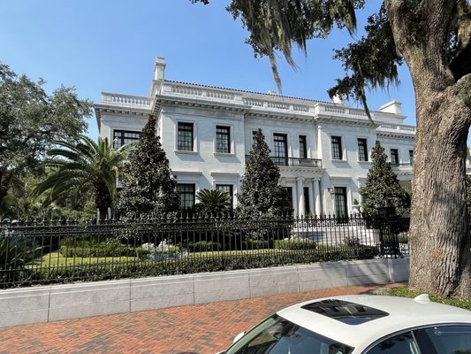 Old Town Trolley Tours of Savannah by null