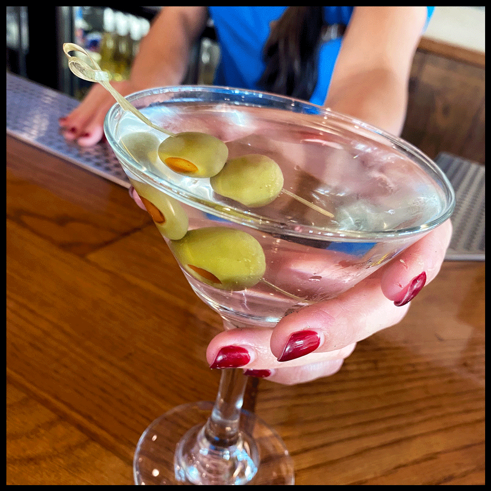 The Hangout Restaurant & Beach Bar - Seal Beach