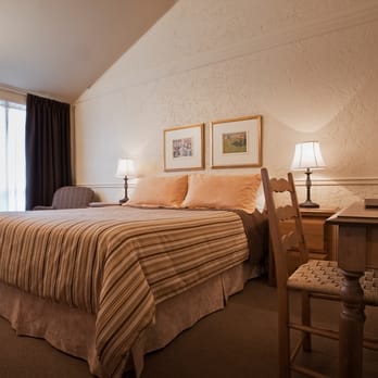 Hôtel Cheribourg - Chambre - Hotels Near Me - Orford, Quebec Hôtel Cheribourg - Chambre - Hotels Near Me - Orford, Quebec