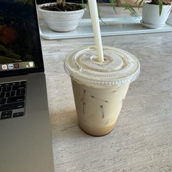 Nostrand Cafe - Iced Honey Latte