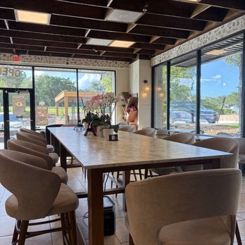 La Cafe - Coffee & Tea Near Me - San Antonio, Texas