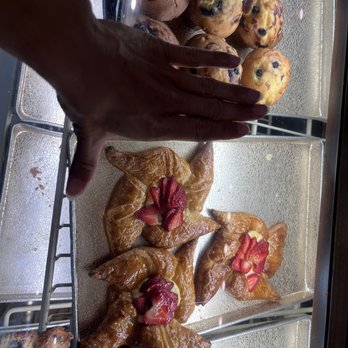 Basque Boulangerie Cafe - Giant pastries hee - Bakeries Near Me - Sonoma, California