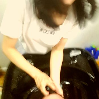 Xiao Jiang Beauty Salon - SHAMPOO.. - Hair Stylists Near Me - Flushing, New York
