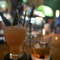 Mamet swizzle (left) Old fashioned (right)