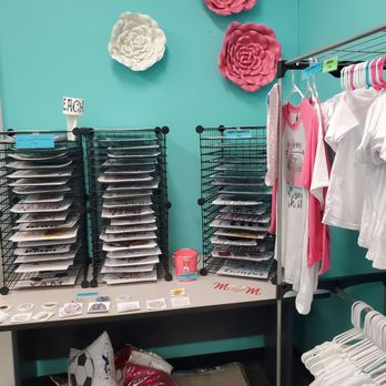 Vinyl Fun - Arts & Crafts Near Me - St Louis, Missouri