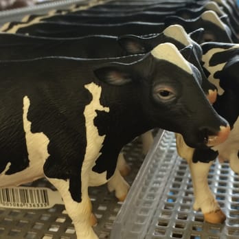 Tractor Supply - Mooo! - Nurseries & Gardening Near Me - Turlock, California