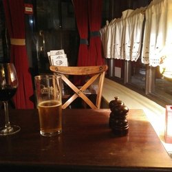 Le Petit Bistro