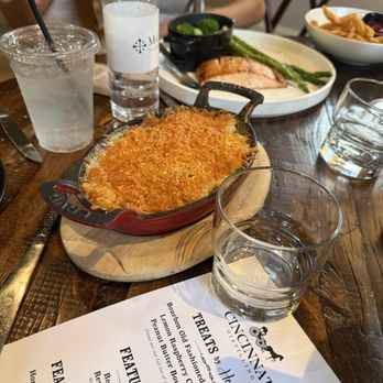 Cincinnati Distilling - Mac & Cheese - Distilleries Near Me - Milford, Ohio