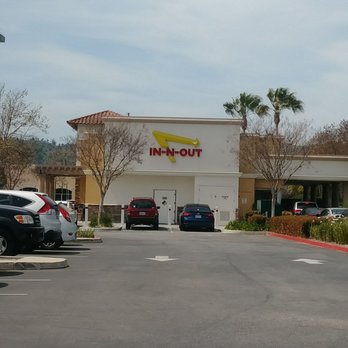 In-N-Out Burger - Burgers Near Me - Temecula, California