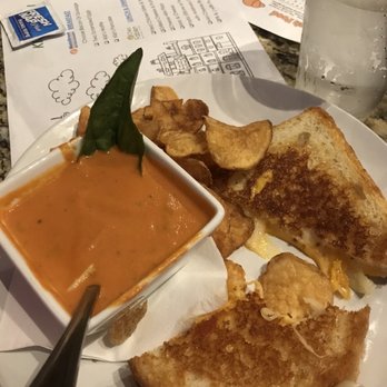 Chez Fabien - Grilled cheese and tomato soup - French Near Me - Grapevine, Texas Chez Fabien - Grilled cheese and tomato soup - French Near Me - Grapevine, Texas