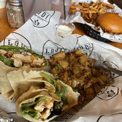 Lodi Tap House - Utica